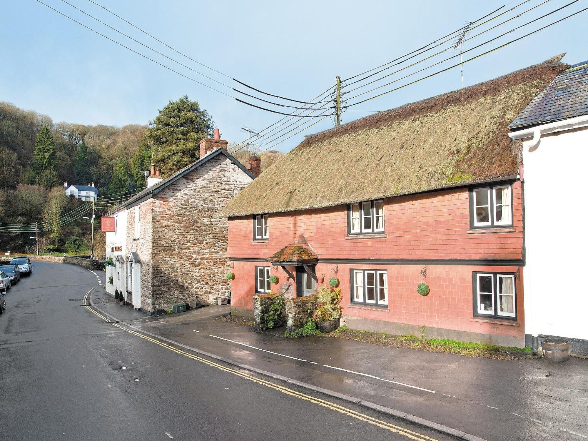 The Boot Villa Dulverton Exteriör bild